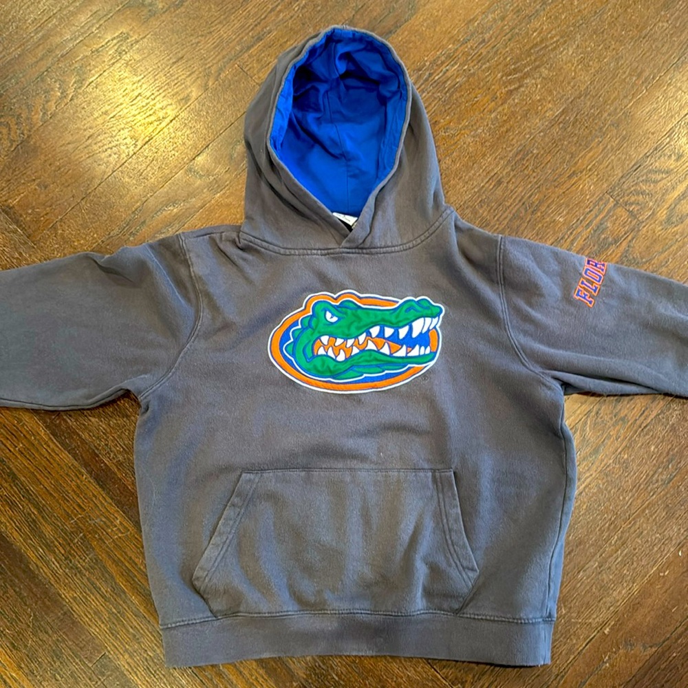 Florida Gators Stadium Athletics hoodie, youth large (16-18)